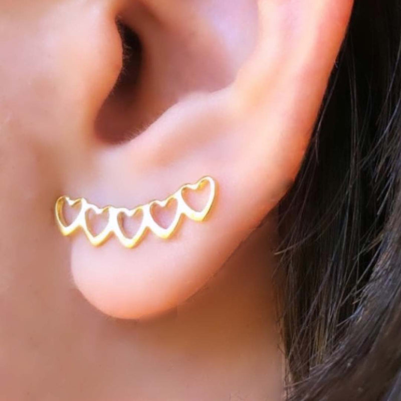 Brinco Ear Cuff Mini Corações Vazados Folheado em Ouro 18k (BR0181)